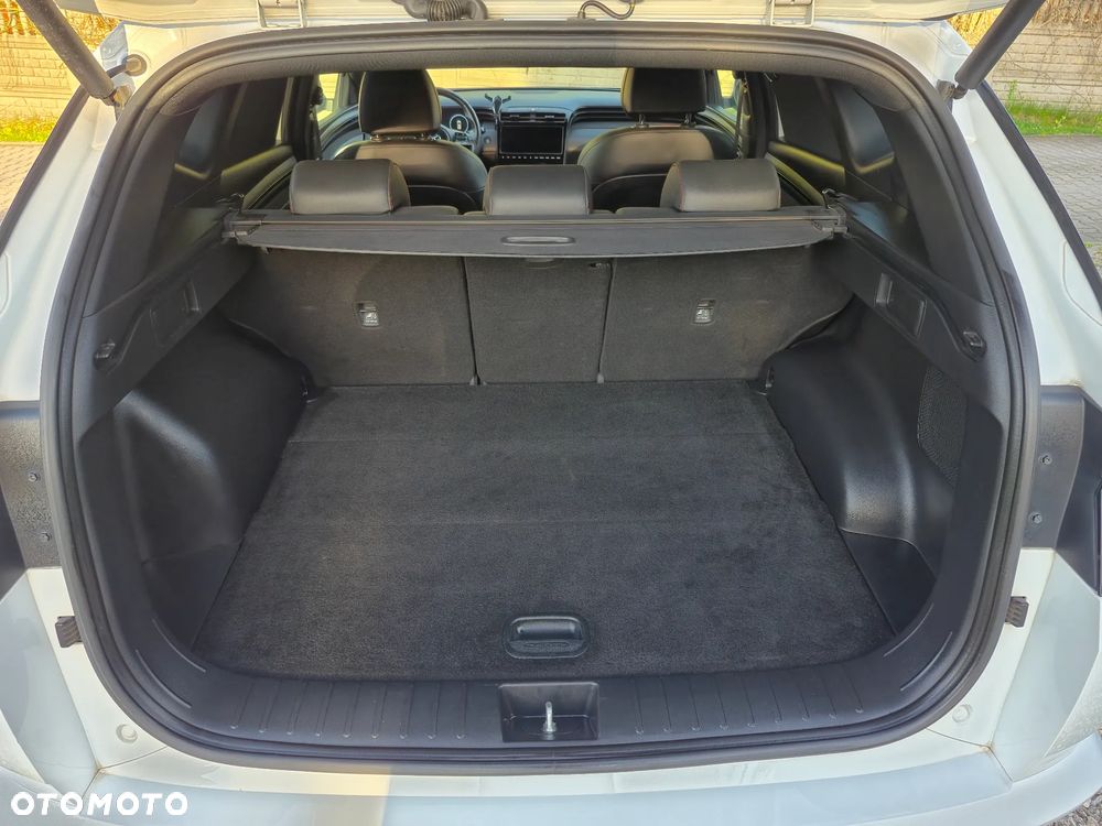 Hyundai Tucson 1.6 CRDi 48V-Hybrid 2WD DCT N Line - 36