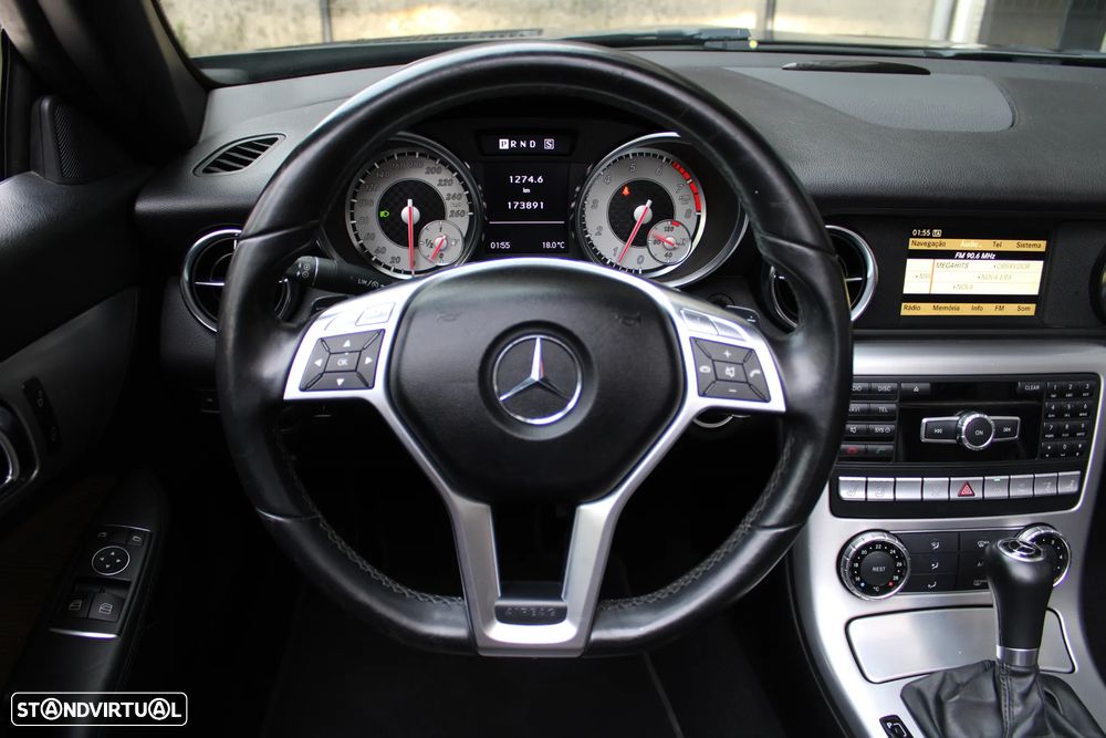 Mercedes-Benz SLK 250 (BlueEFFICIENCY) 7G-TRONIC - 31