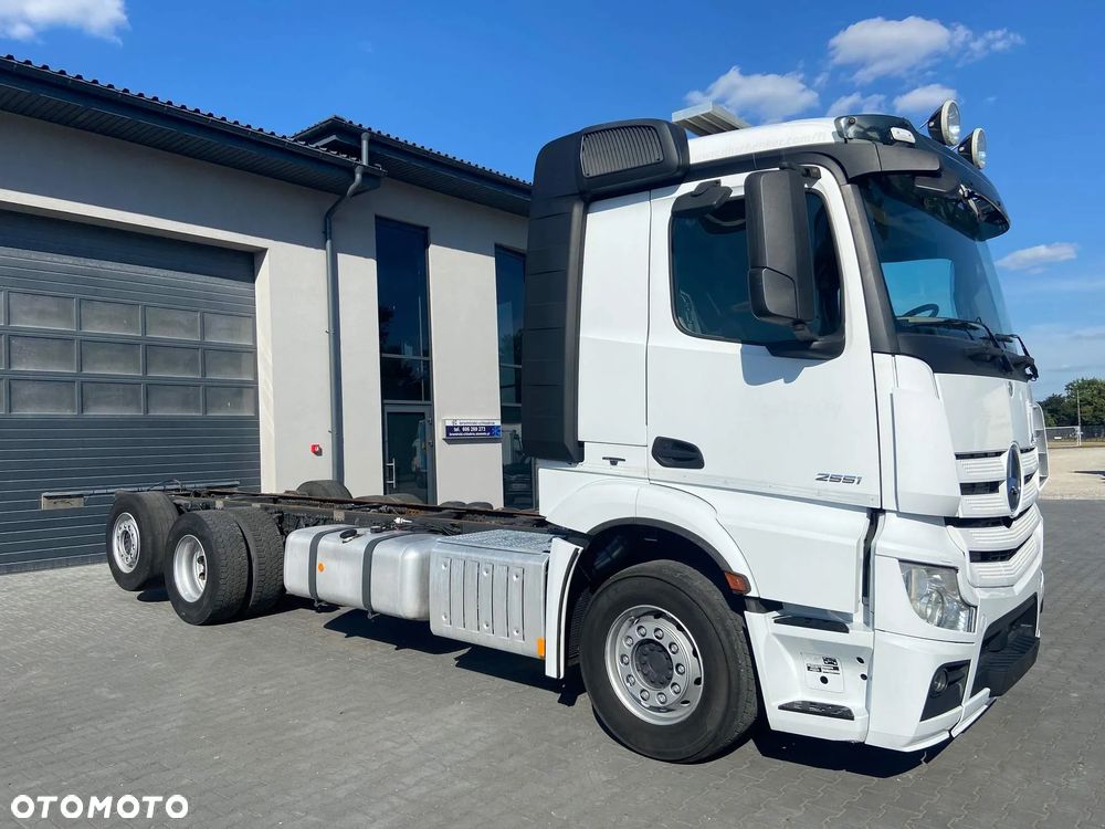 Mercedes-Benz ACTROS 2551 PODWOZIE DO ZABUDOWY - 2