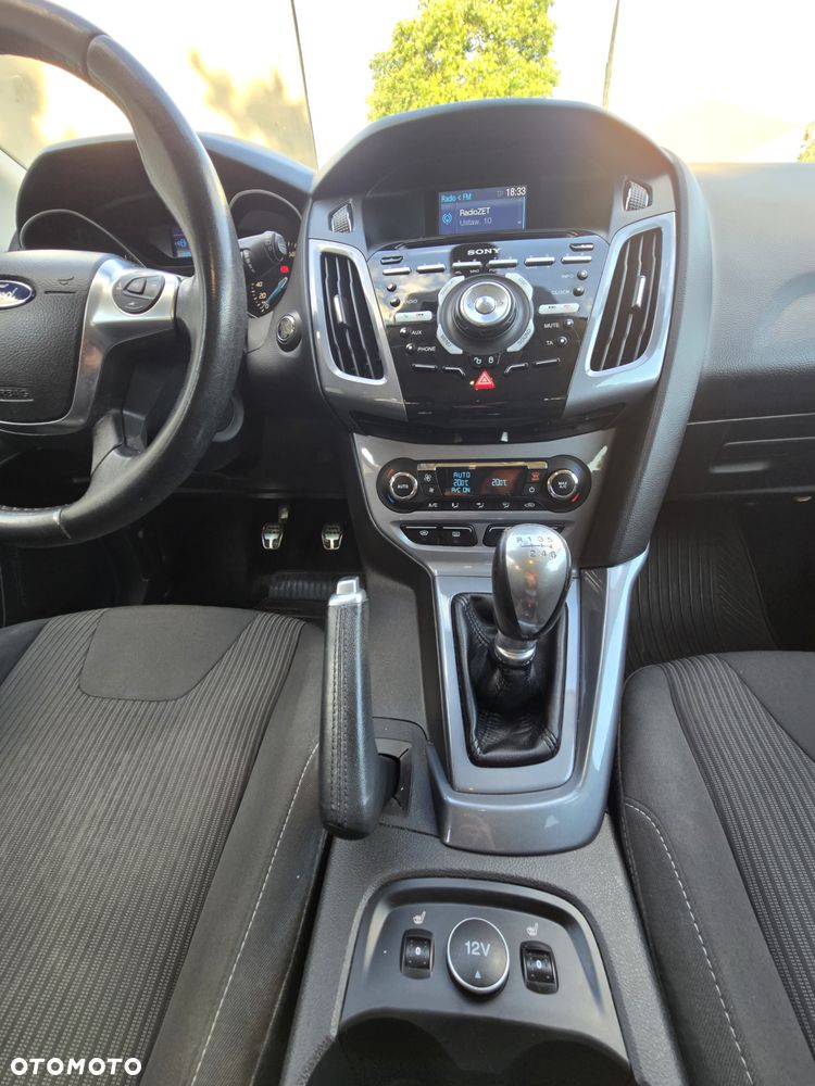 Ford Focus 1.6 EcoBoost Gold X (Trend) - 13