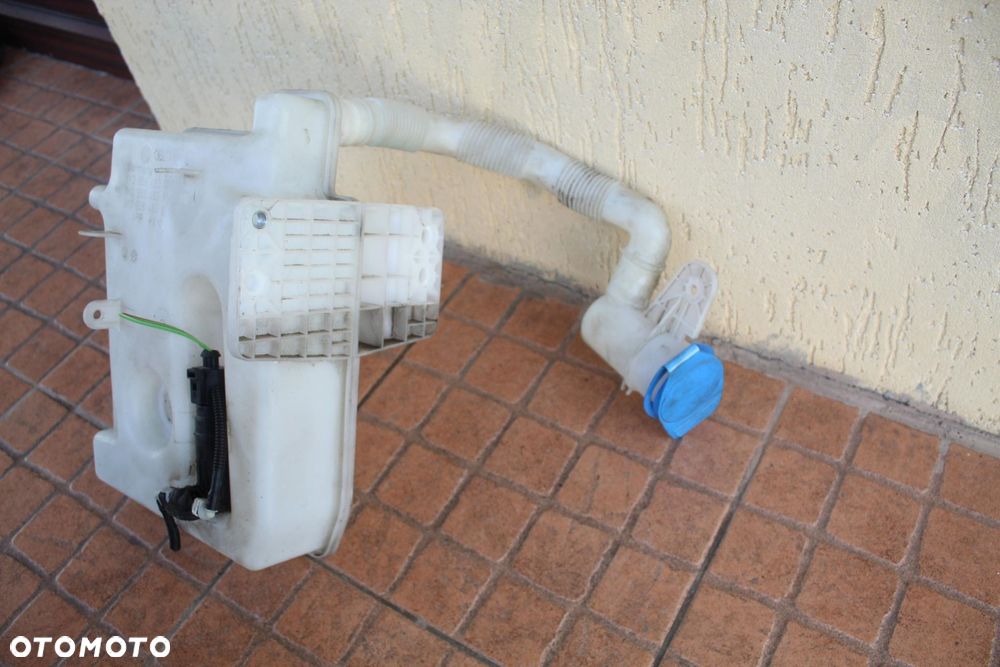 ZBIORNICZEK SPRYSKIWACZY VW GOLF V 1K0955453 - 3