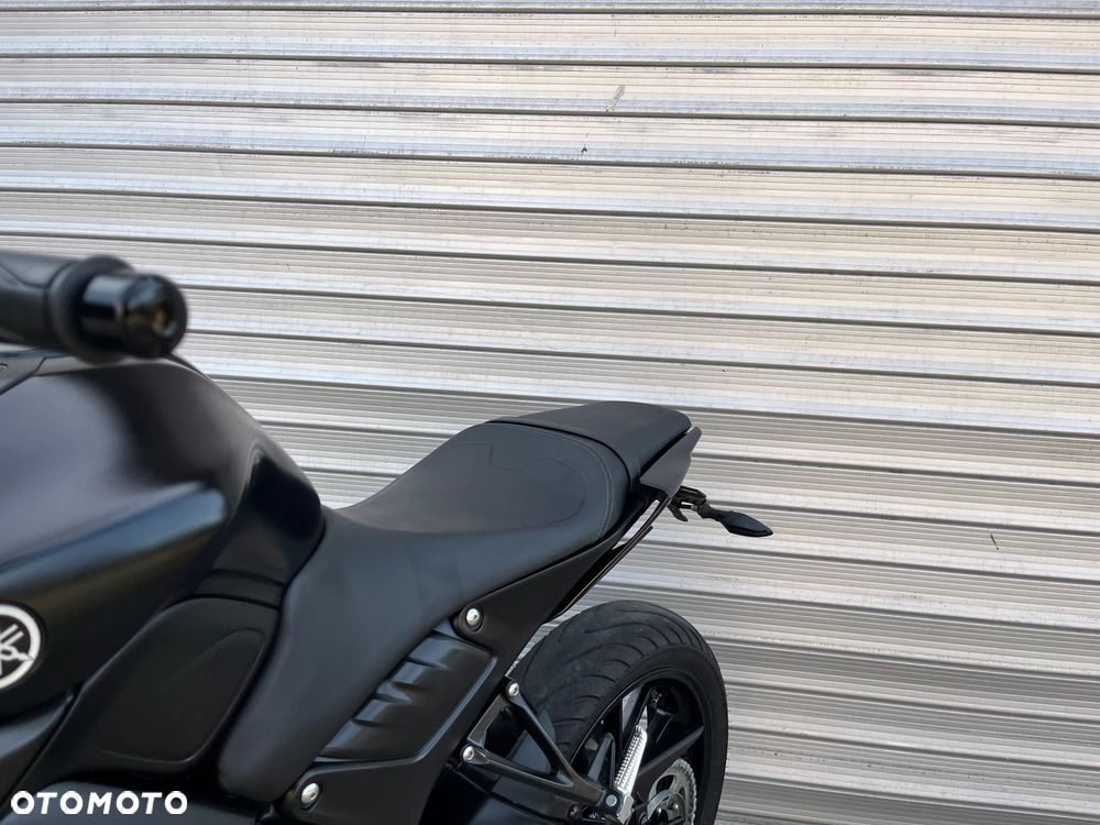 Yamaha MT - 26