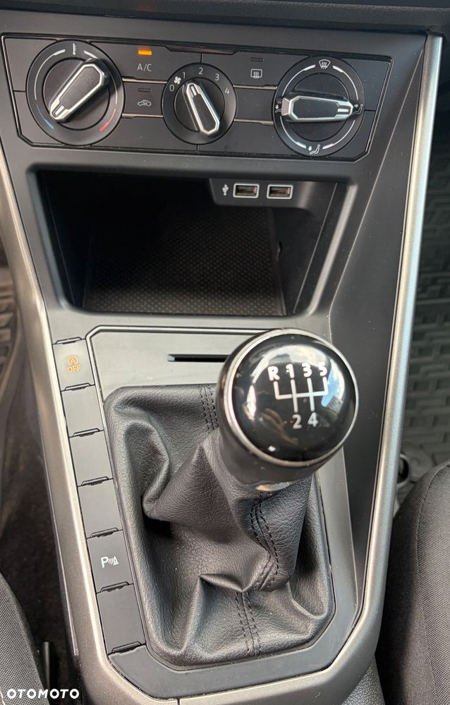 Volkswagen Polo 1.0 TSI Comfortline - 21