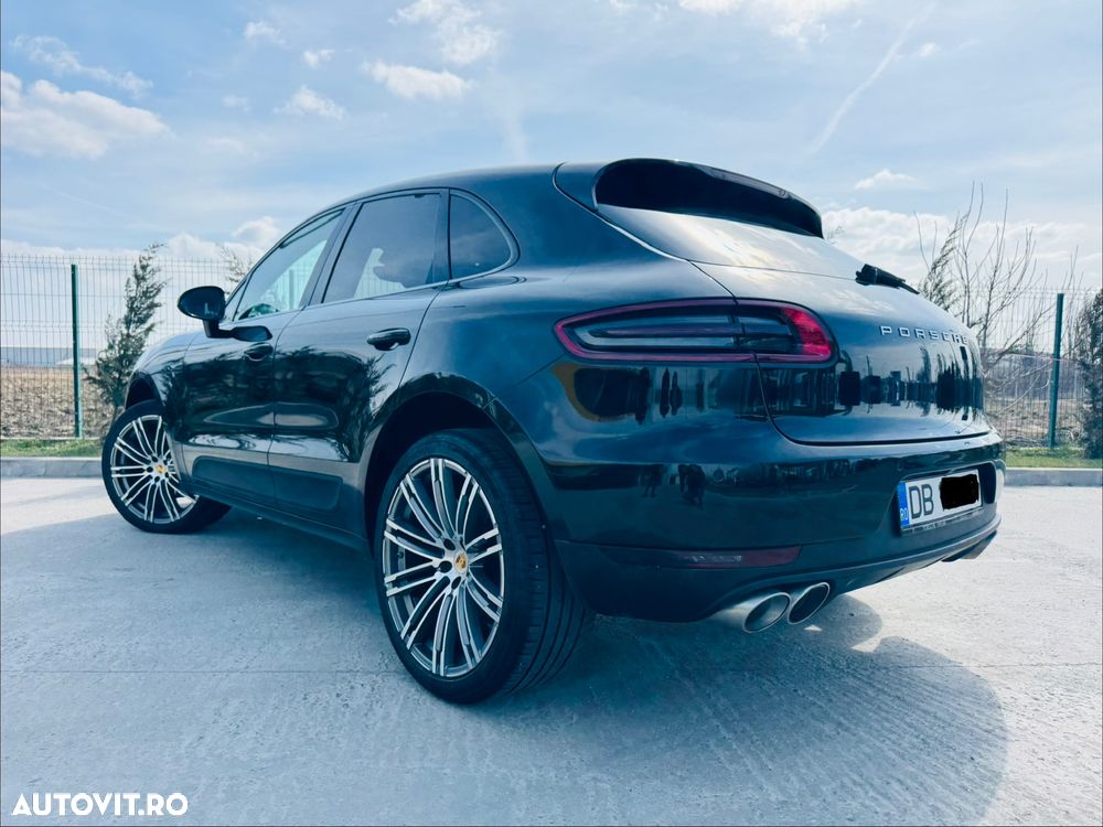 Porsche Macan - 10