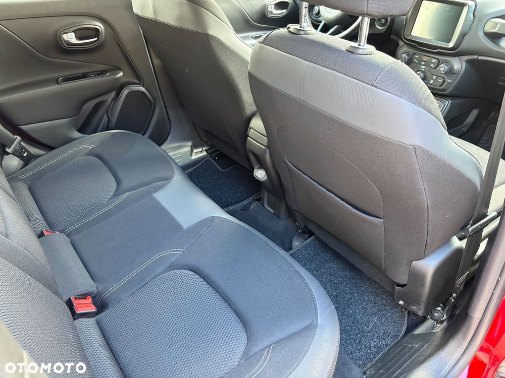 Jeep Renegade - 14