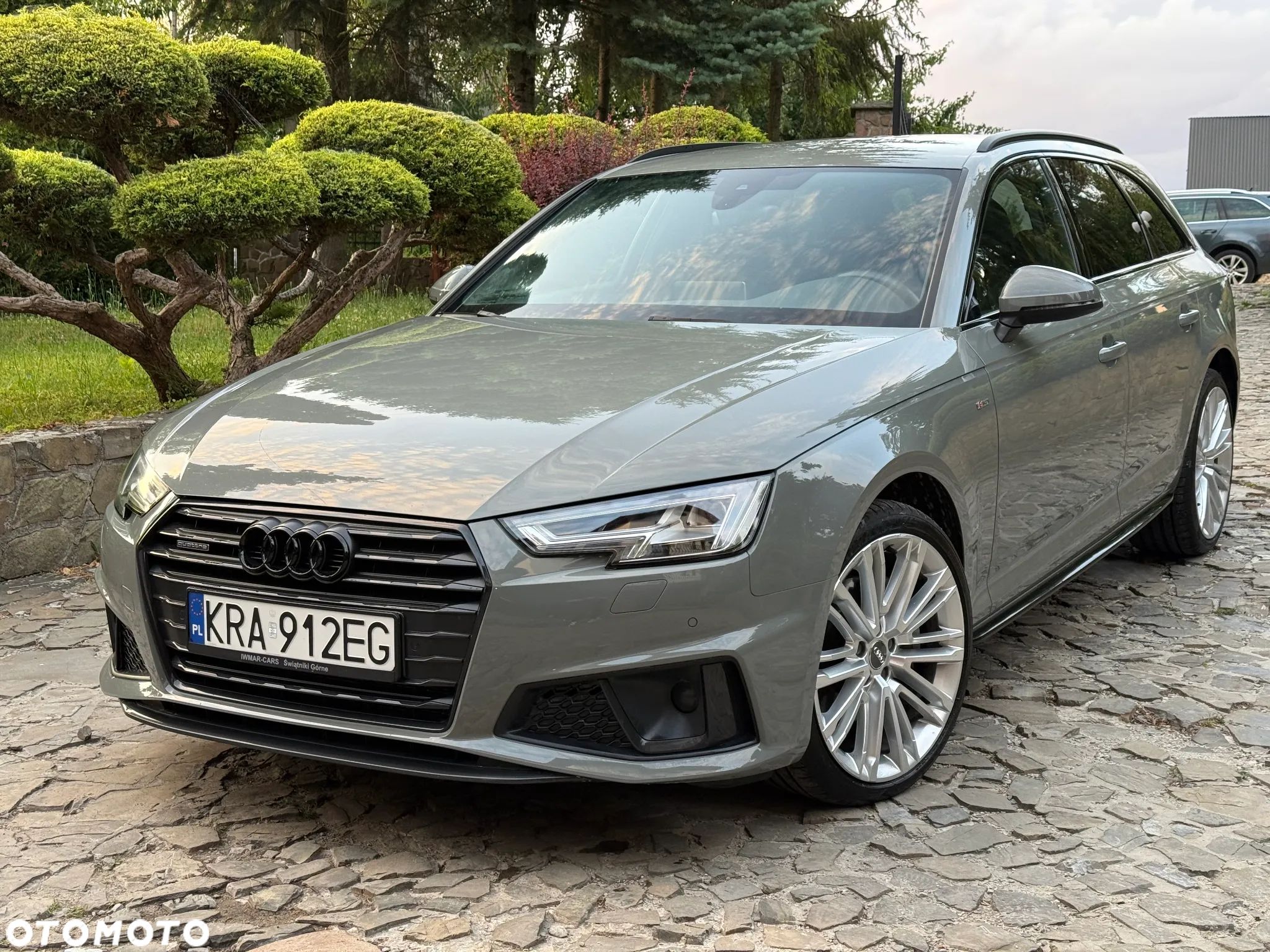 Audi A4 Avant 40 TDI quattro S tronic S line - 1