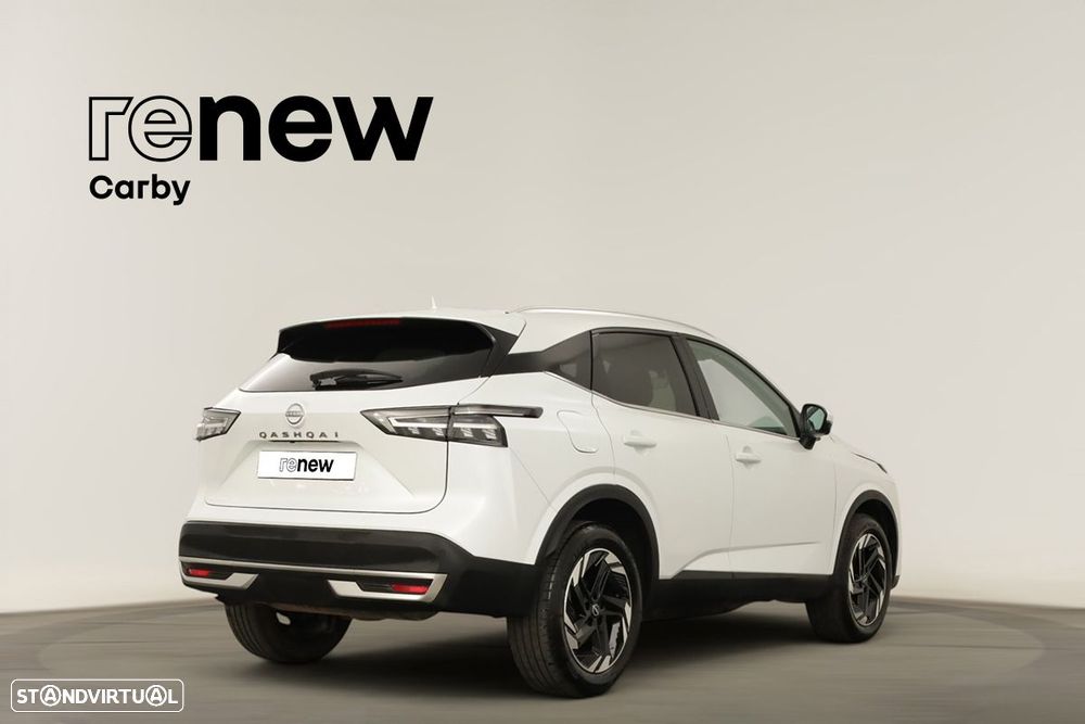 Nissan Qashqai 1.3 DIG-T N-Connecta LED Xtronic - 3