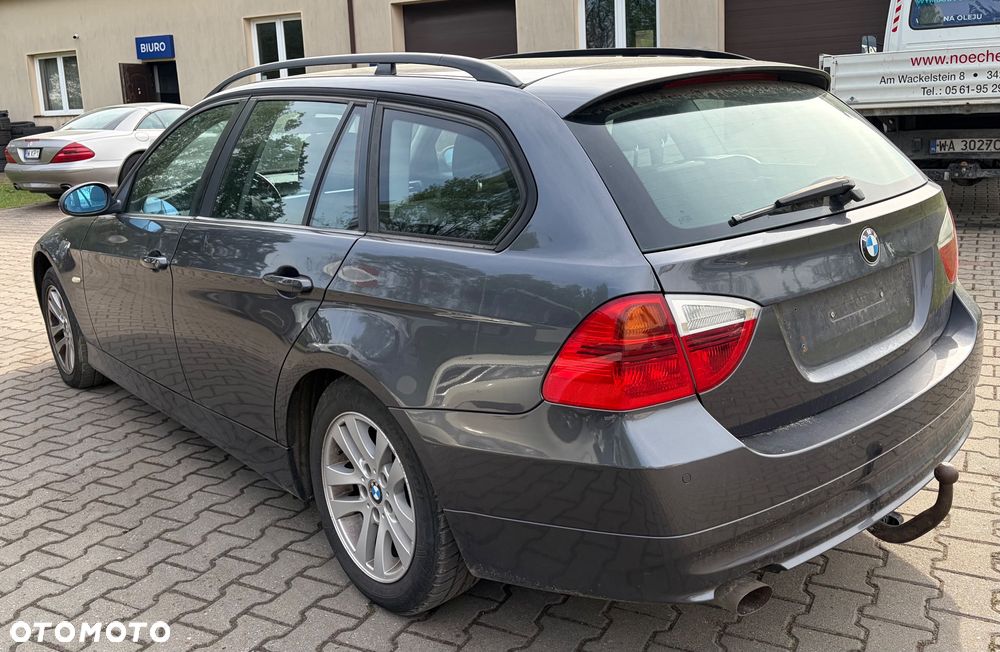 BMW Seria 3 318i Edition Lifestyle - 6