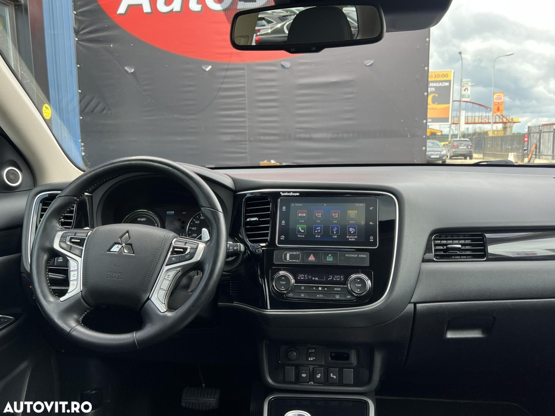 Mitsubishi Outlander - 7