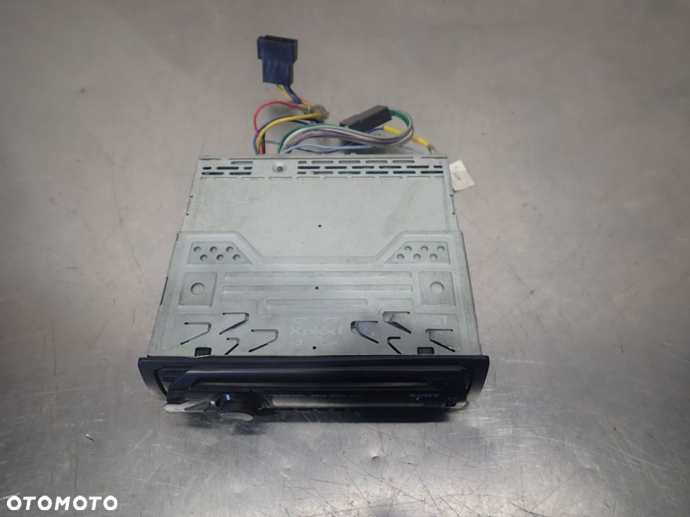 RADIO UNIWERSALNE SKODA FABIA 1.9 TDI SONY CDX-GT39U - 1