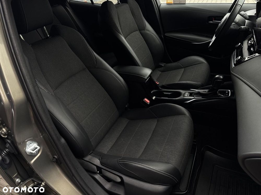 Toyota Corolla 1.8 Hybrid Style - 13