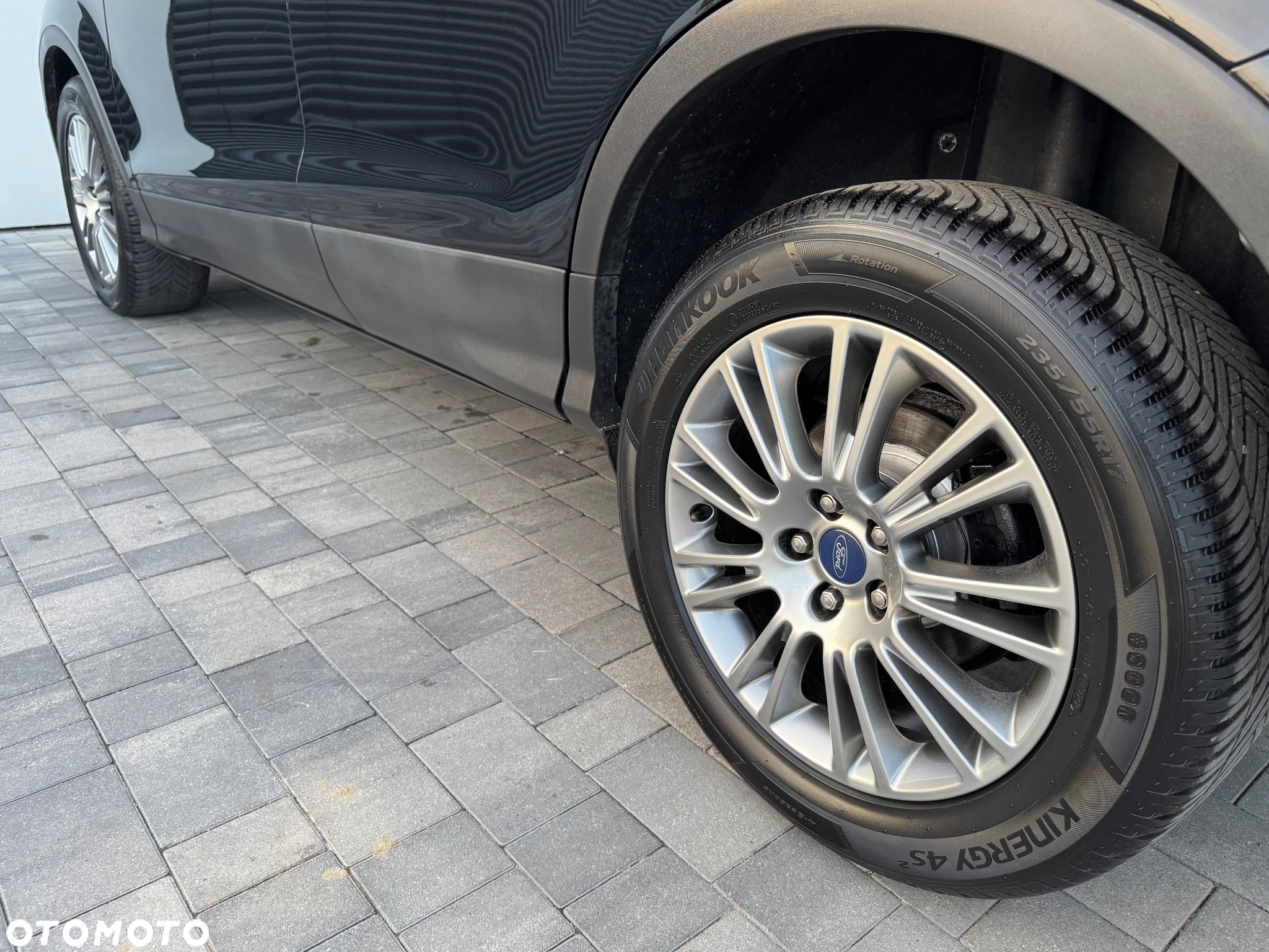 Ford Kuga 1.6 EcoBoost 2x4 Titanium - 29