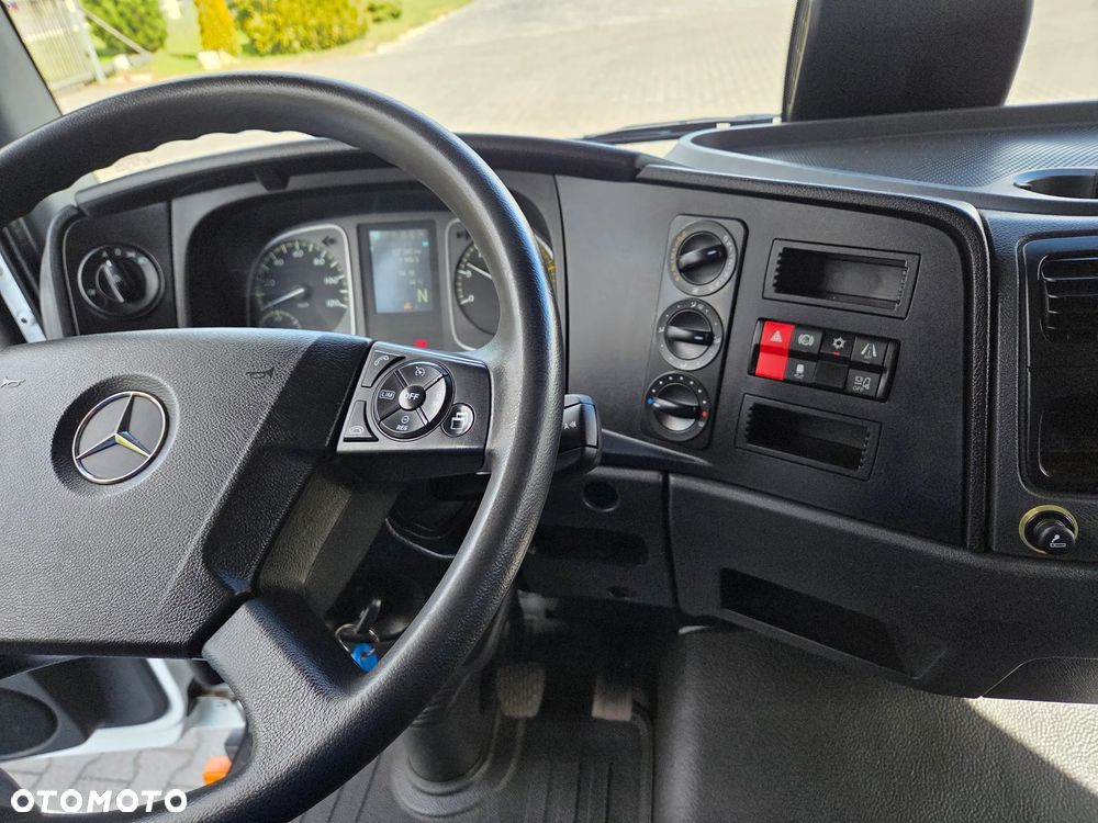 Mercedes-Benz Atego 821 - 26
