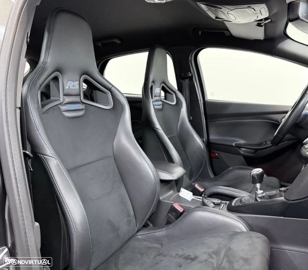 Ford Focus 2.3 EcoBoost RS Pack Performance - 6