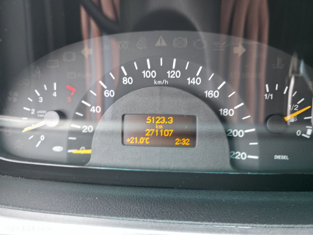 Mercedes-Benz Viano 2.2 CDI Trend - 23