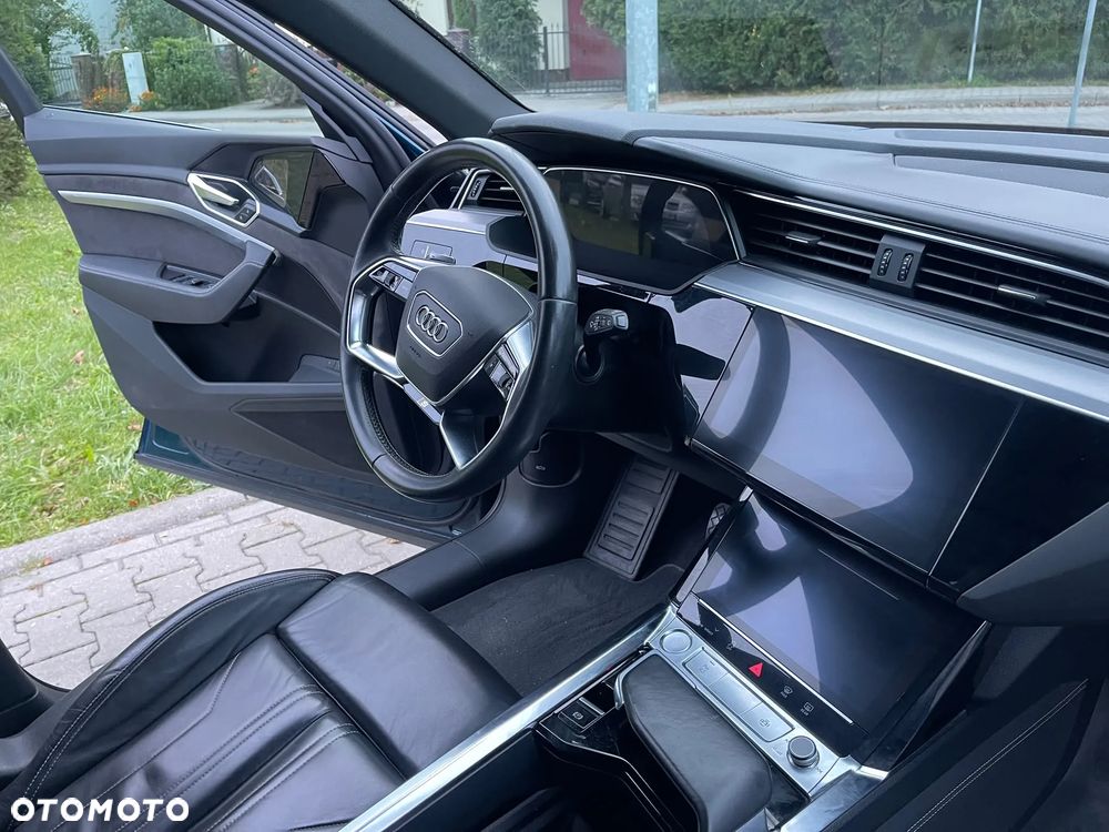 Audi e-tron 55 Quattro S Line - 15