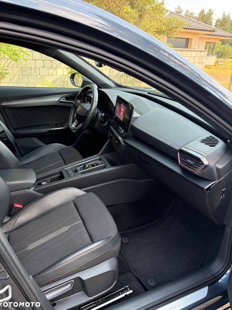Cupra Formentor 1.4 e-Hybrid DSG - 6