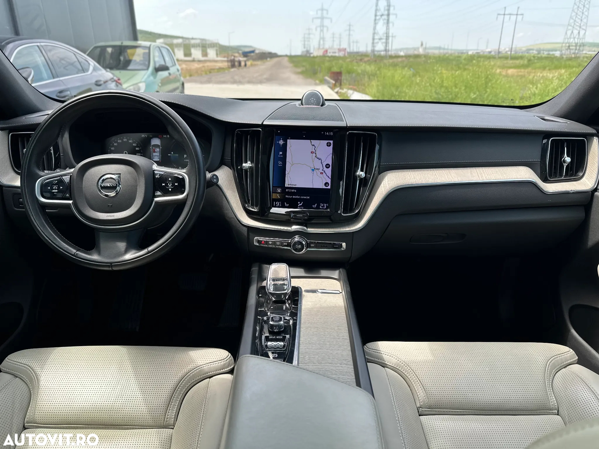 Volvo XC 60 T6 AWD Recharge Geartronic Inscription - 22