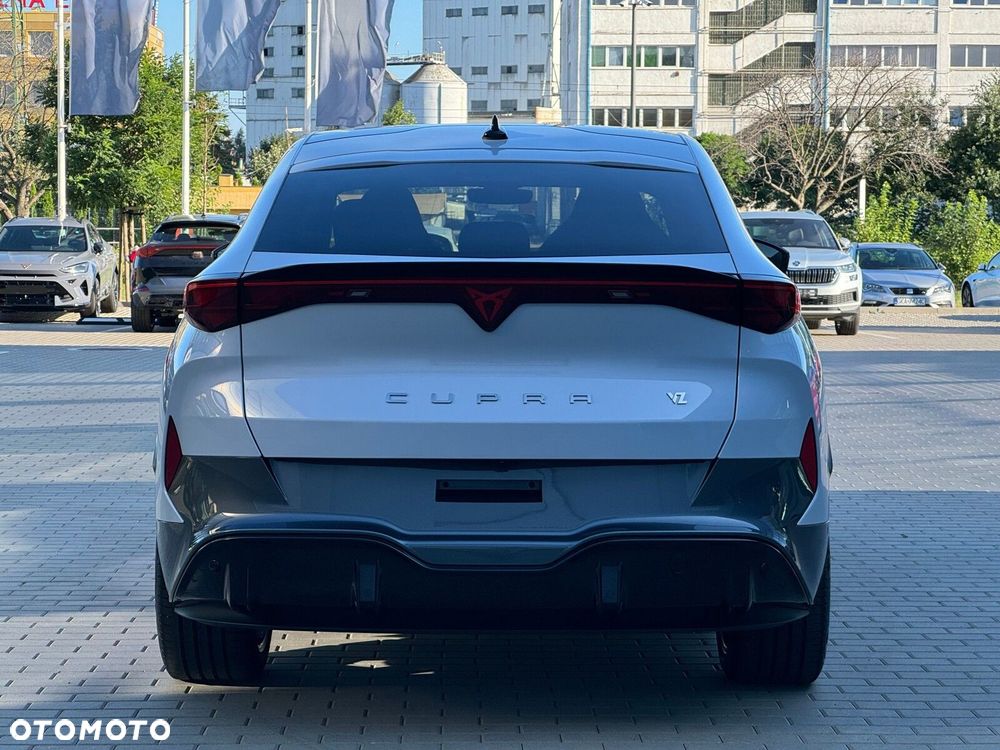 Cupra Tavascan - 8