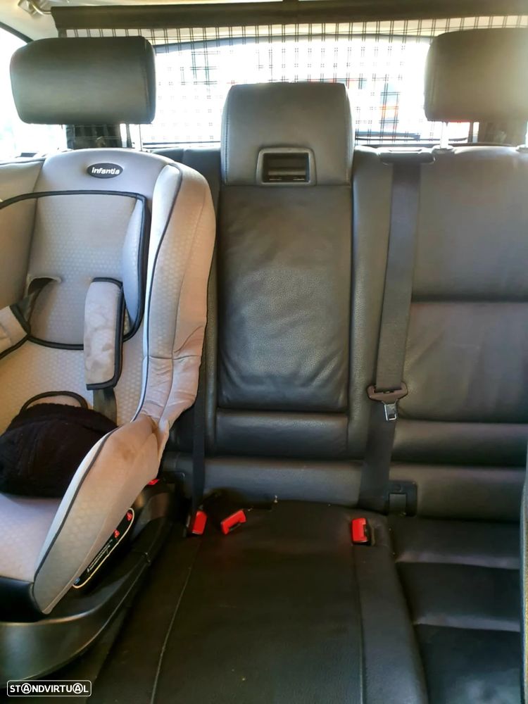 BMW 520 dA Touring - 1
