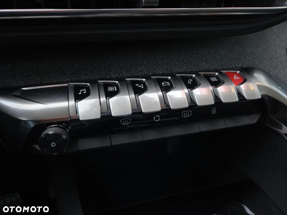 Peugeot 3008 PureTech 130 Stop & Start GPF EAT8 Allure - 30