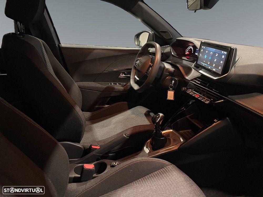Peugeot 2008 1.2 PureTech Style - 16