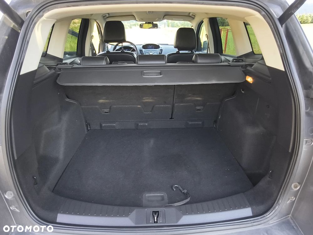 Ford Kuga 2.0 TDCi 4x4 Titanium - 16
