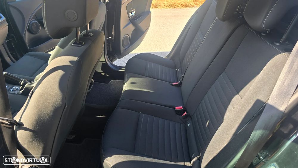 Renault Mégane Sport Tourer 1.5 dCi Limited SS - 32