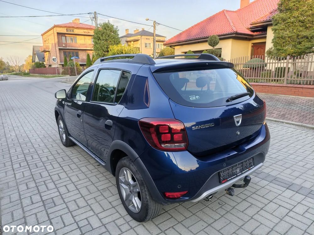 Dacia Sandero - 5