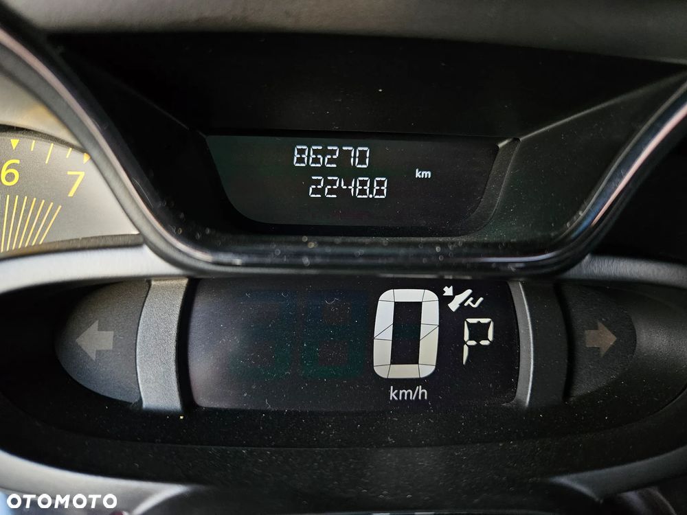 Renault Captur ENERGY TCe 120 EDC LIMITED - 16