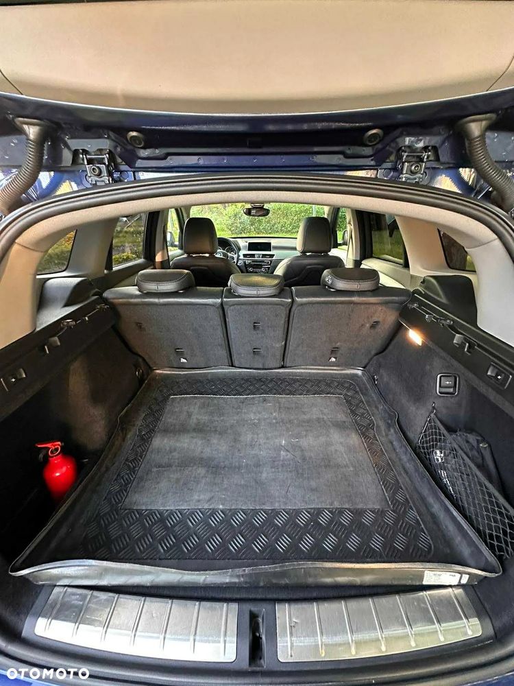 BMW X1 xDrive20d - 13