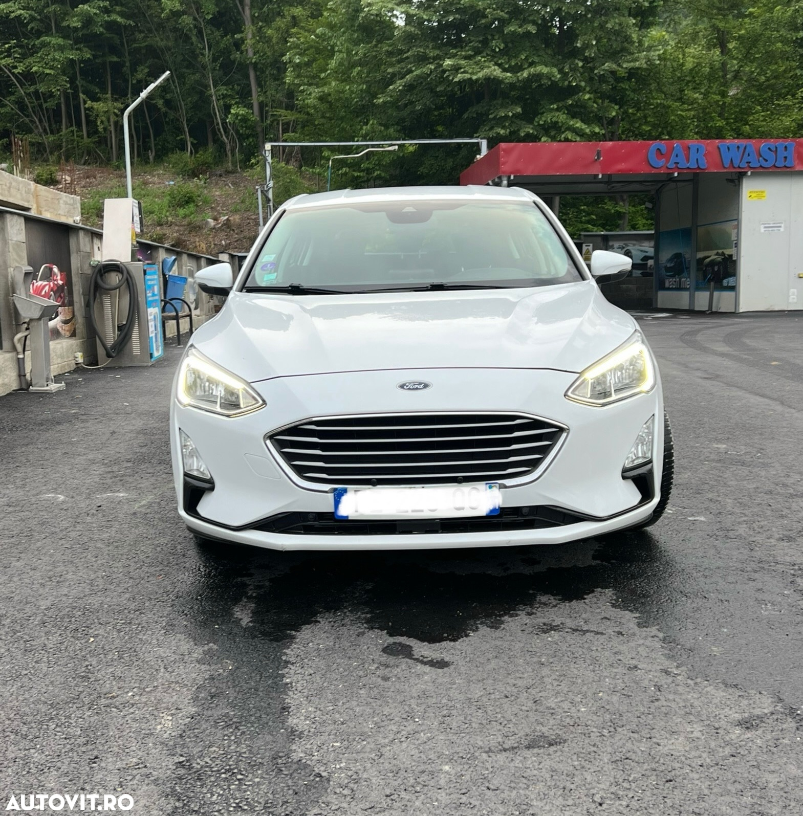 Ford Focus 1.0 EcoBoost Active - 3