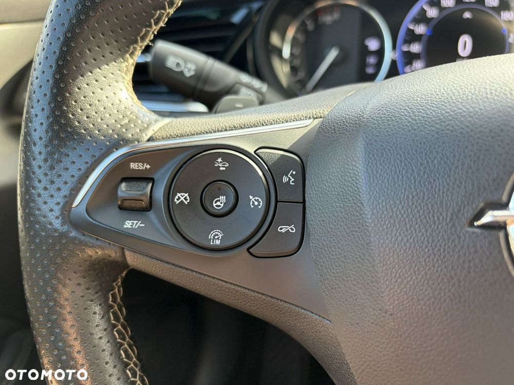 Opel Insignia - 29
