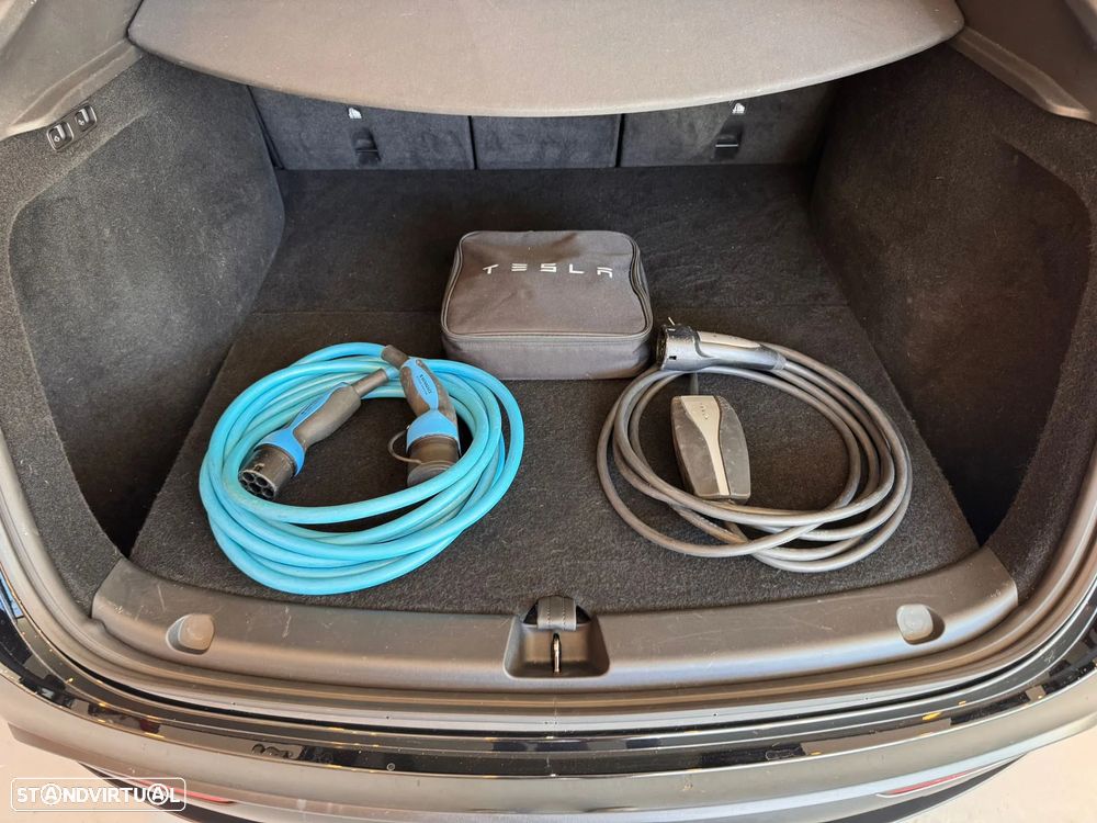 Tesla Model Y Performance Tração Integral - 28