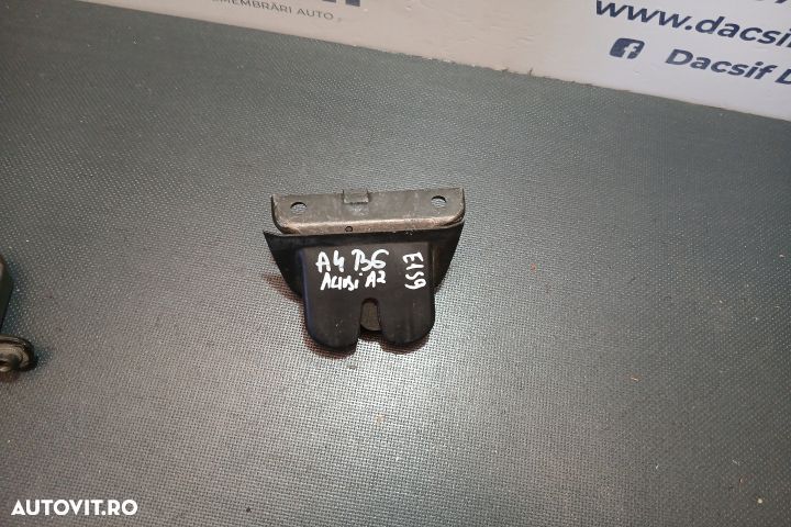 Broasca hayon 4B9827505M 8E9827520 4B9827505M 8E9827520 Audi A4 B6 [2 - 2