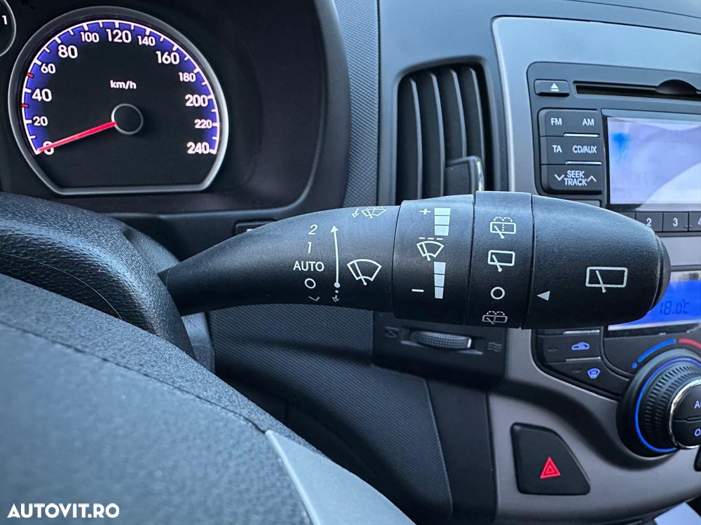 Hyundai i30 1.4 Comfort - 13