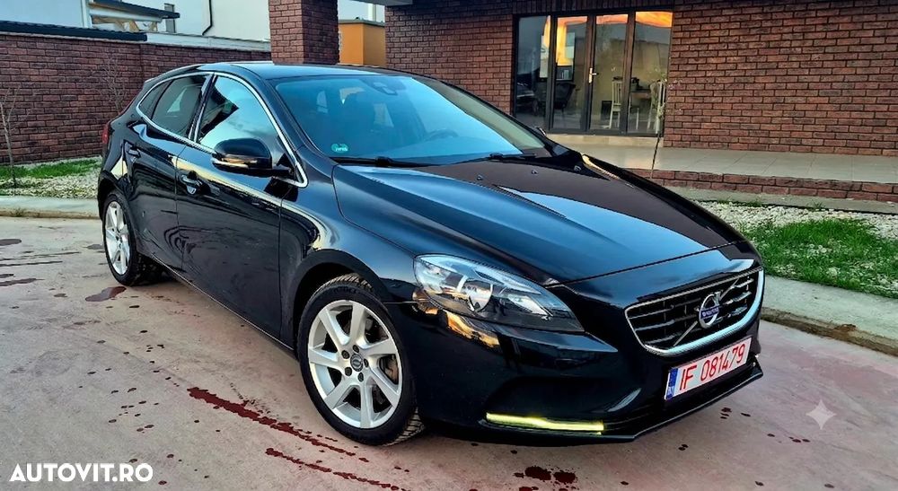 Volvo V40 D4 VEA Momentum - 4