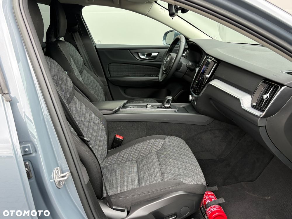 Volvo V60 B3 B Geartronic Momentum Pro - 21