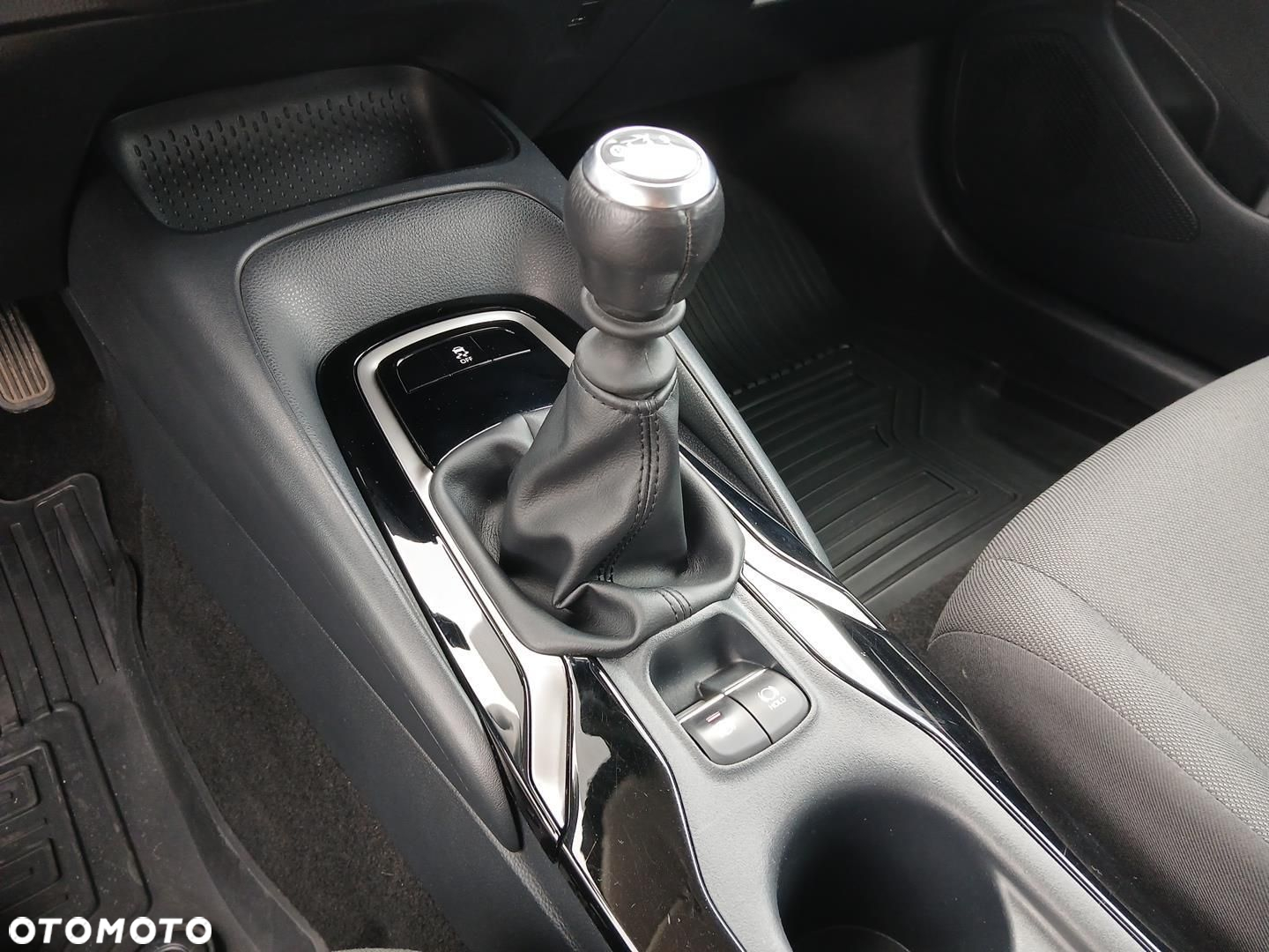Toyota Corolla - 30