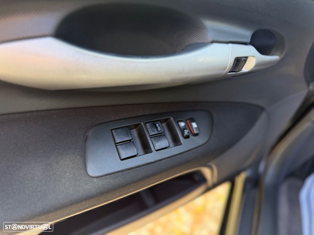 Toyota Auris 1.4 D-4D Sol - 12