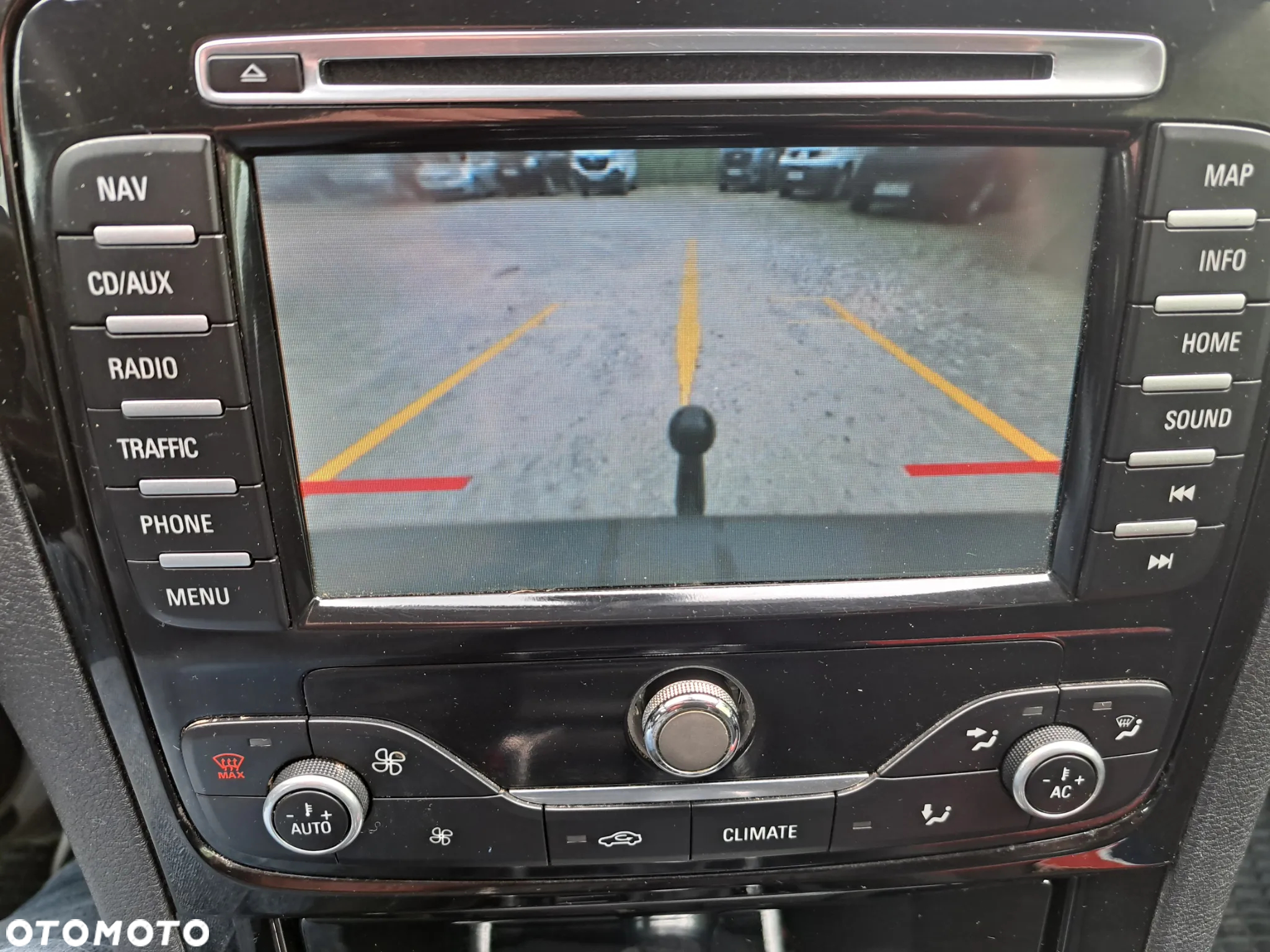 Ford Galaxy - 18