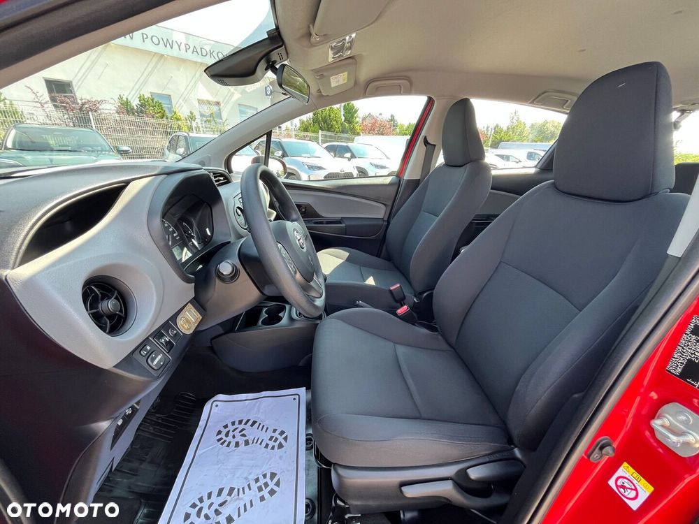Toyota Yaris - 23