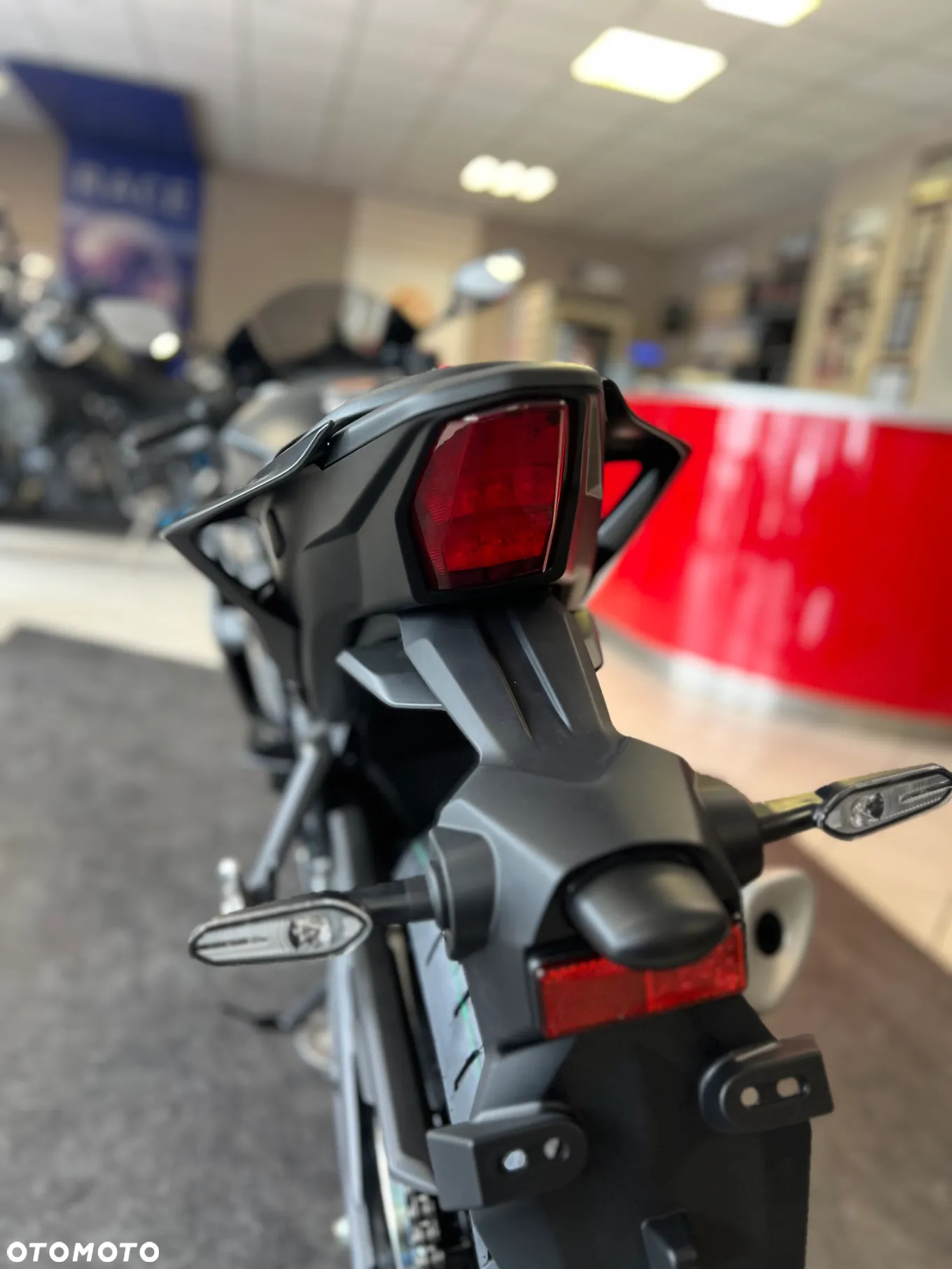 Yamaha R3 - 15