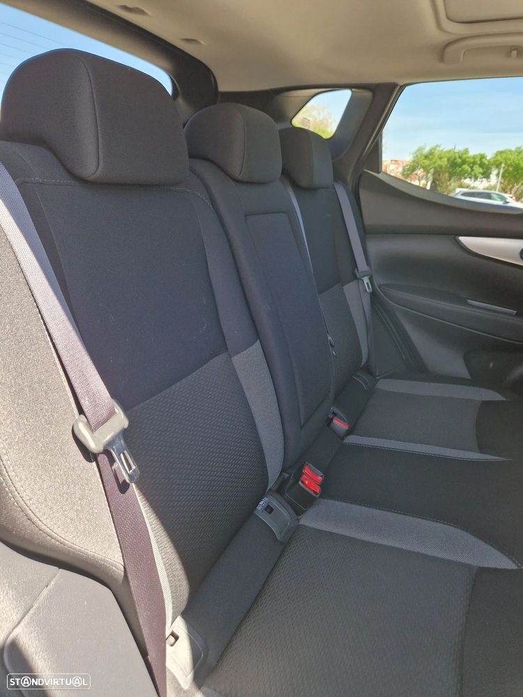 Nissan Qashqai - 13
