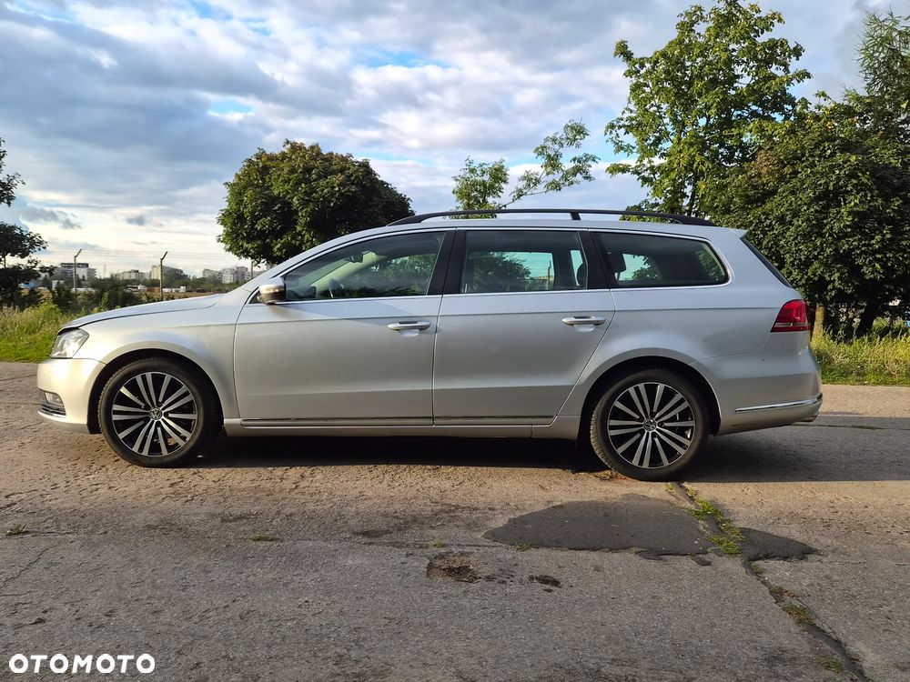 Volkswagen Passat 2.0 TDI Comfortline DSG - 5
