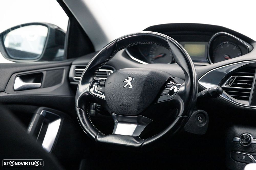 Peugeot 308 1.6 BlueHDi Allure - 24