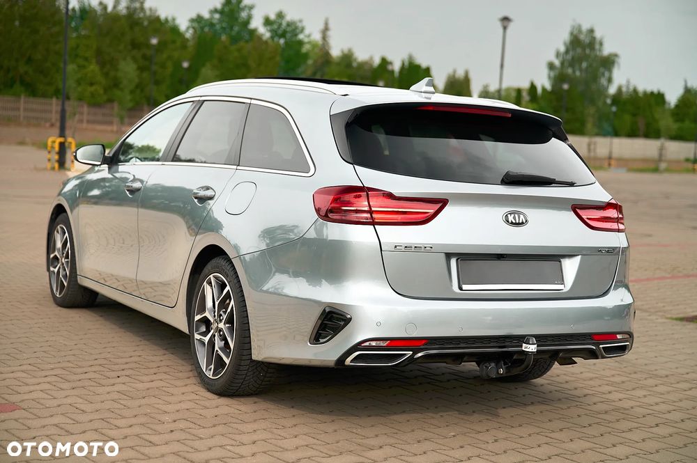 Kia Ceed 1.4 T-GDI DCT OPF GT Line - 11