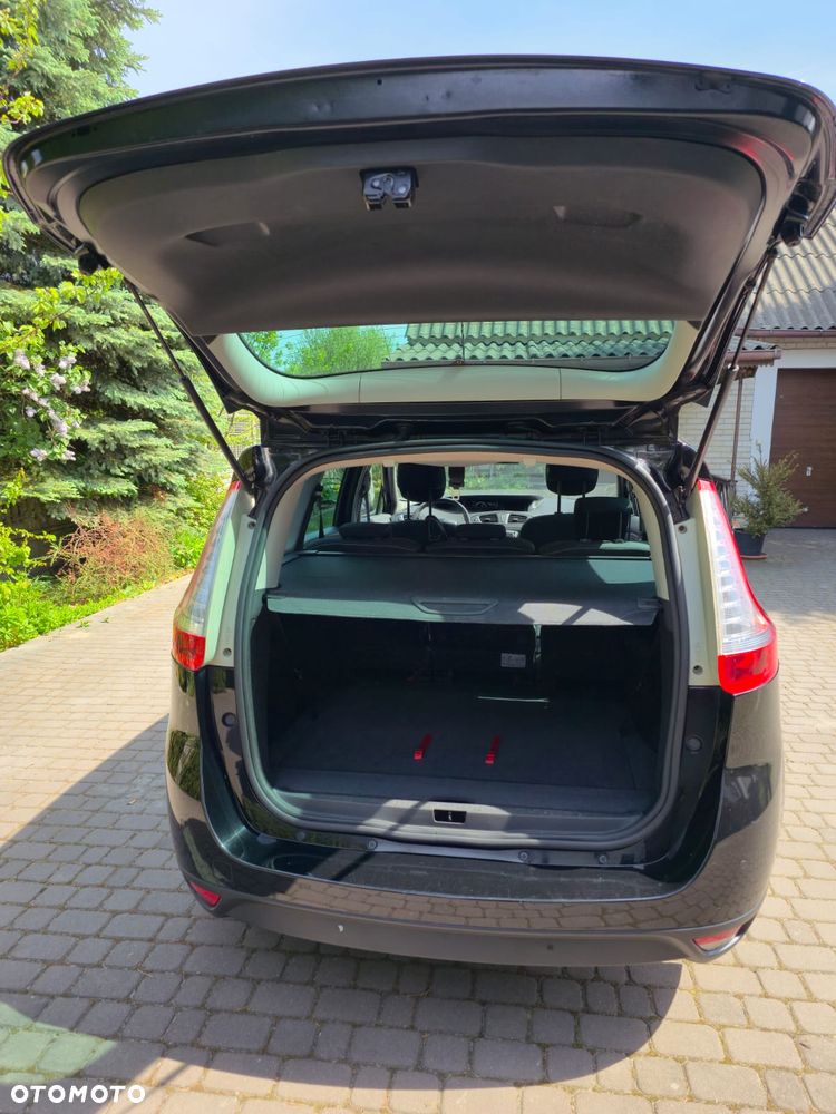 Renault Grand Scenic - 14