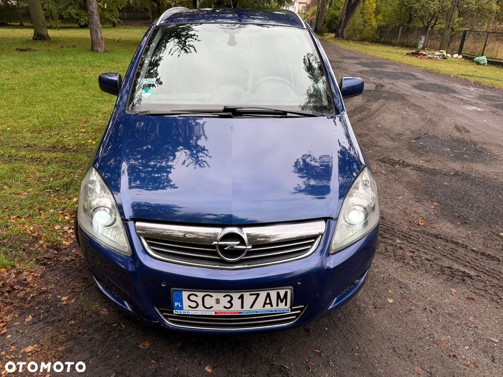 Opel Zafira 1.9 CDTI Cosmo - 4