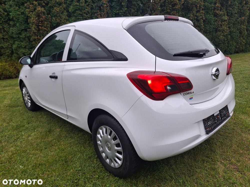 Opel Corsa 1.2 16V Color Edition - 4